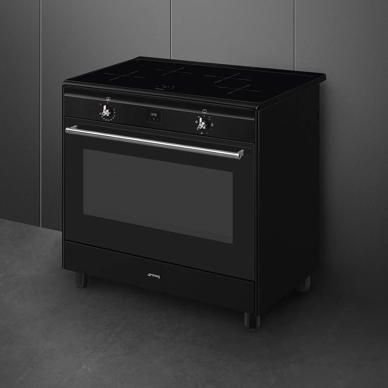 Smeg Classic Freestanding Cooker with Induction Cooktop 90cm Black