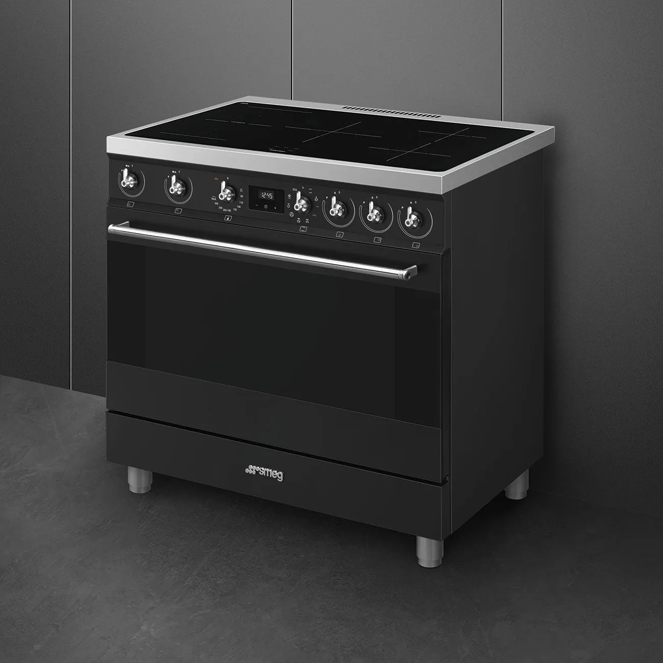 Smeg Classic Upright Cooker With Induction Cooktop 90cm Matte Black