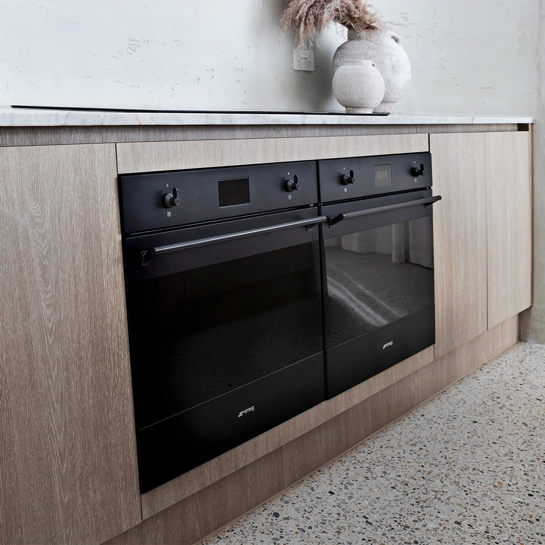 Smeg Classic Galileo Pyrolytic Steam 40 Oven Compact Screen Matte Black 60cm