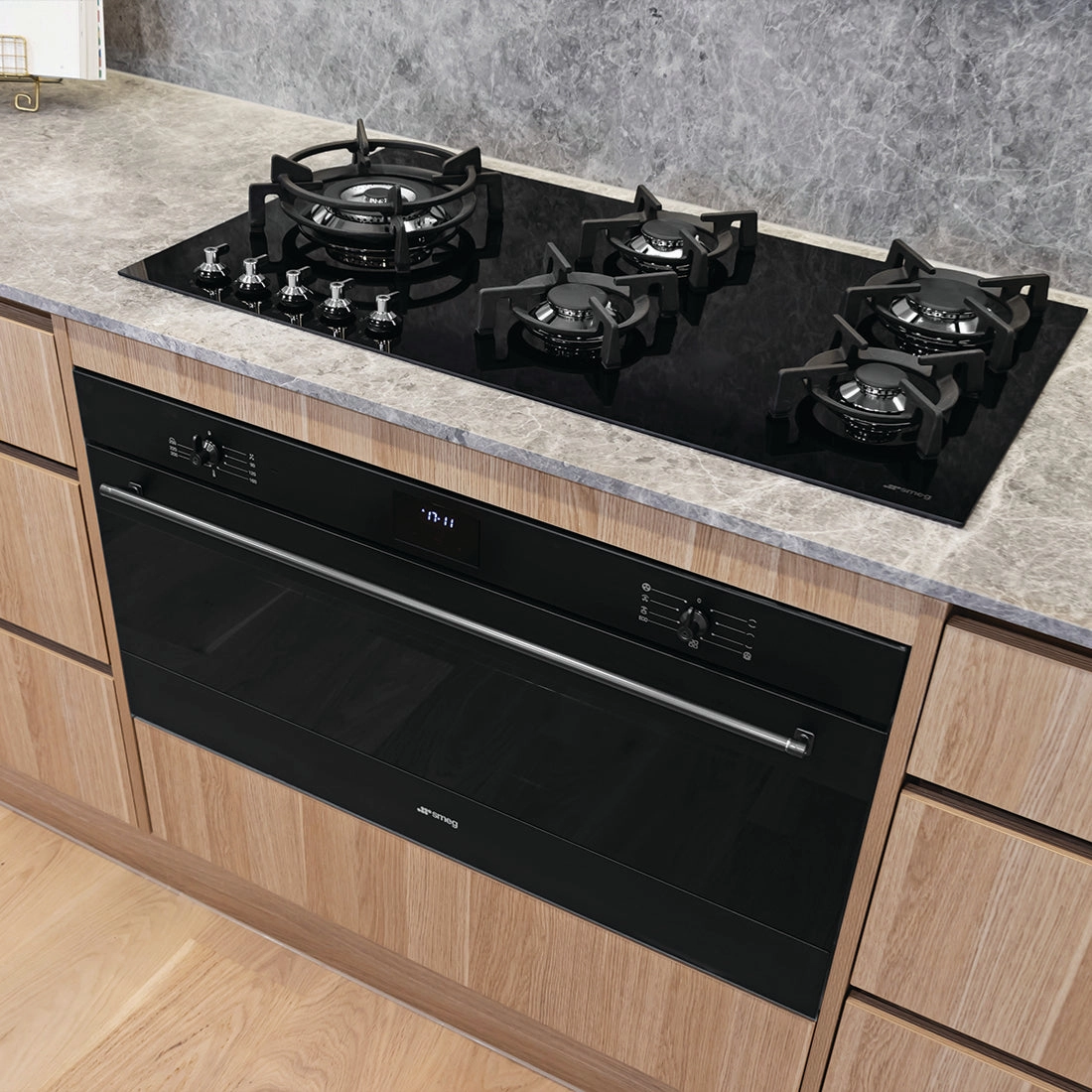 Smeg Classic Thermoseal Oven Matte Black 90cm