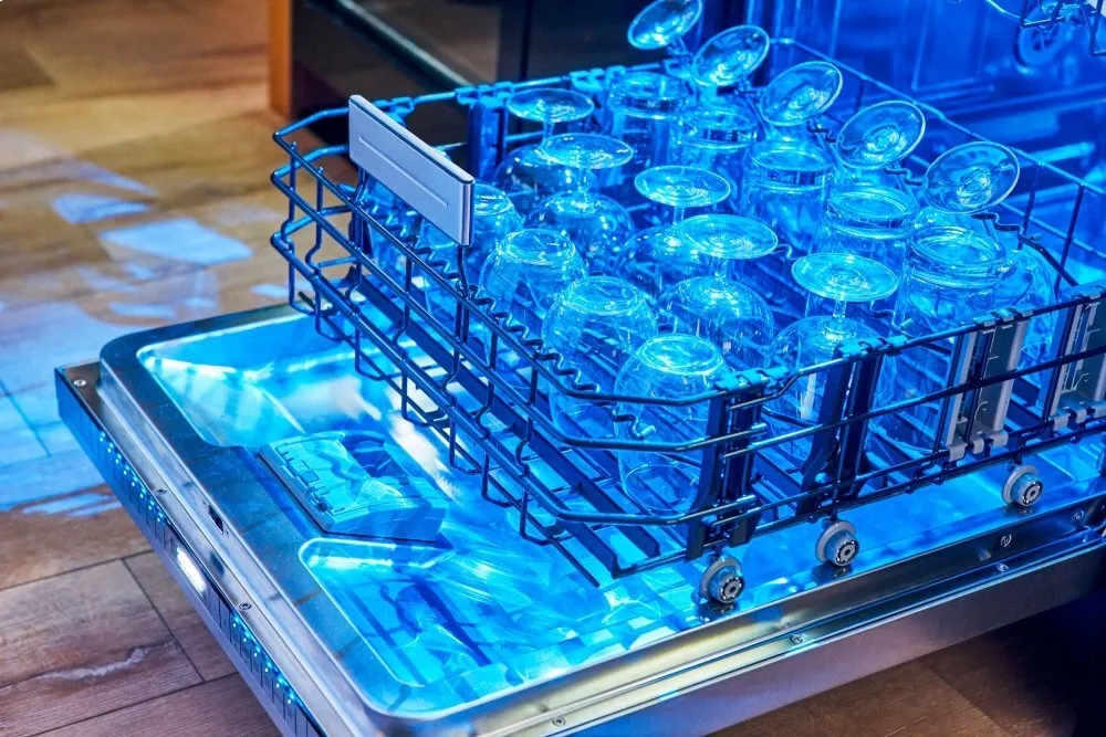 Thermador DWHD771WFP 24-Inch Professional Stainless Steel Glass Care Center Dishwasher