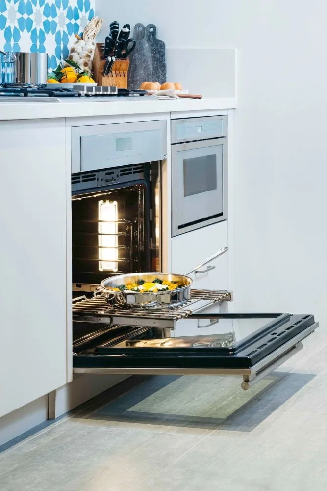 Thermador ME301WS 30-Inch Masterpiece Single Built-In Oven