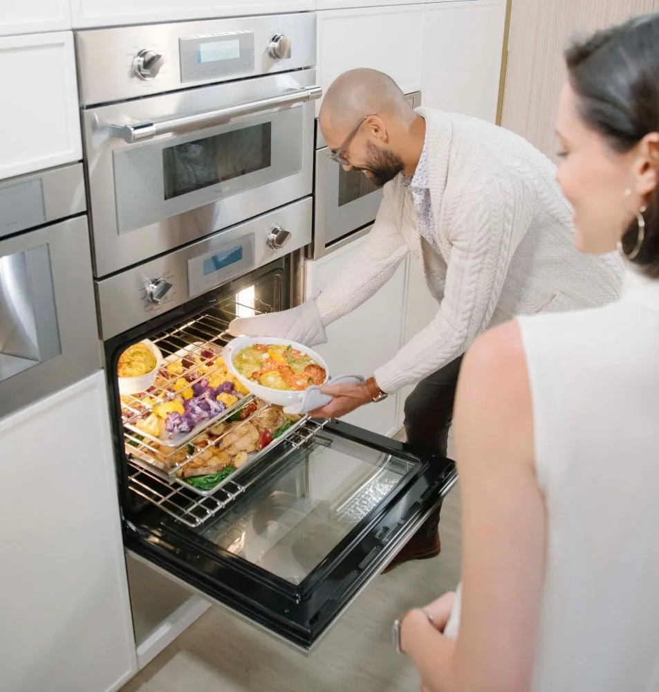Thermador PODMC301W 30-Inch Professional Combination Speed Oven