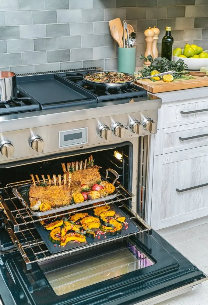 Thermador PRD364WDHU 36-Inch Pro Harmony Standard Depth Dual Fuel Range